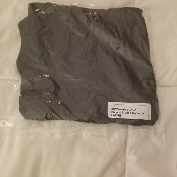 Classic Ribbed Bodysuit - Picture 4 of 6